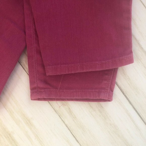 Junior Women’s Express Zelda Slim Fit Pink Jeans - Picture 4 of 6